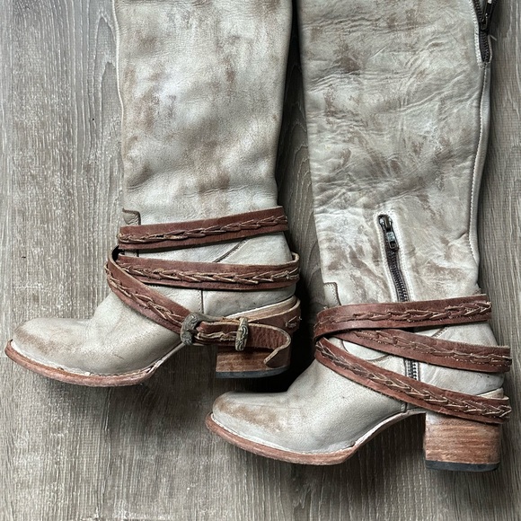 Freebird by Steven | Cannon Tan and Brown Heeled Boots - Picture 2 of 8